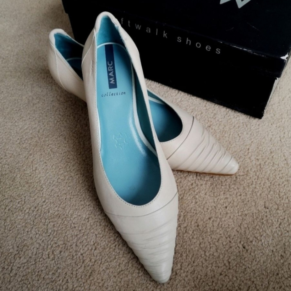MARC cream pointed toe sheepskin leather heel